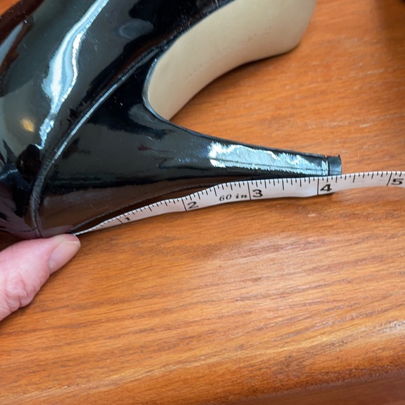 Banana Republic Peep Toe 4 Inch Heels - Picture 15 of 15